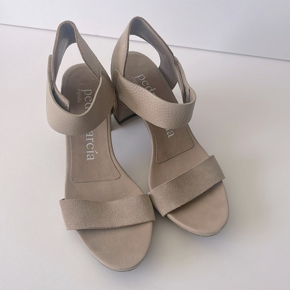 Pedro Garcia Espana Tan Heels